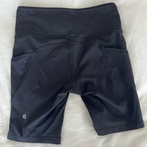 Lululemon biker shorts size 6, 8 inch length